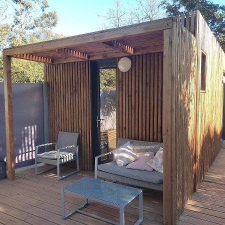 Joli Studio Climatise Avec Jacuzzi Prive Et Entree Independante Fréjus Exterior foto